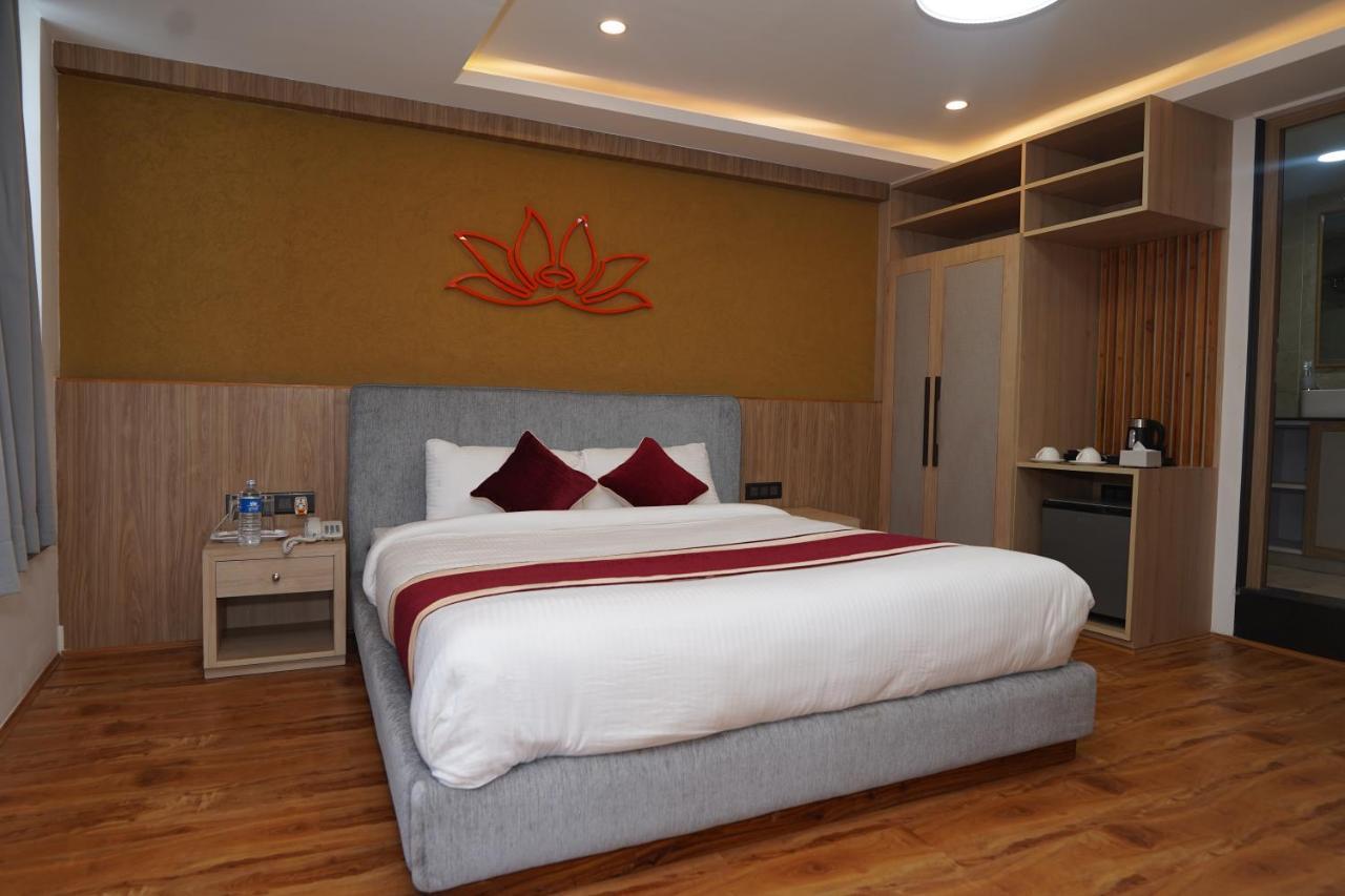 Lotus Club Boutique Hotel Katmandu Zewnętrze zdjęcie